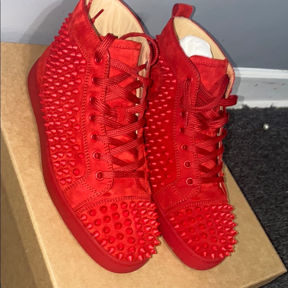 Shoes - Picture 4 of 4